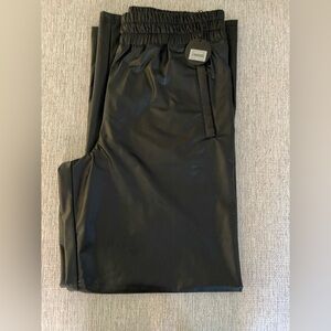 Offline by Aerie Wide Leg Vegan Leather Pant (M)